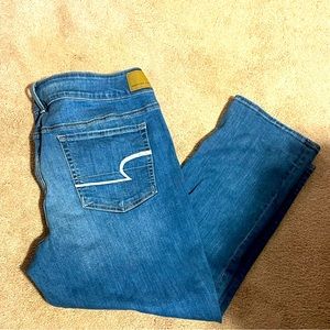 American Eagle size 20 cropped jeans. Worn once, never dried in dryer.